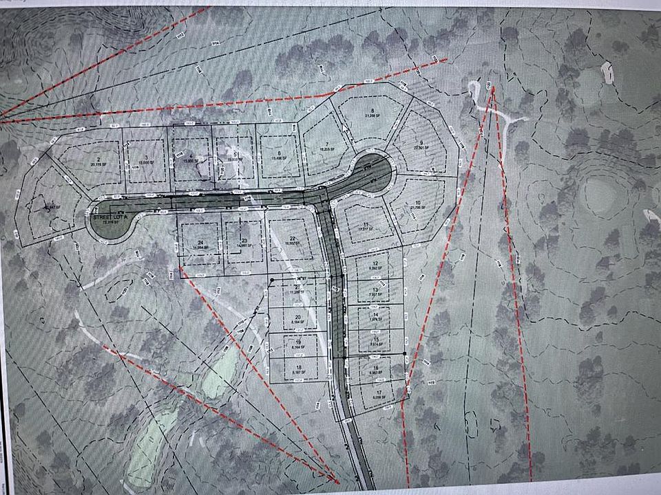 1st image of 370 Country Club Dr