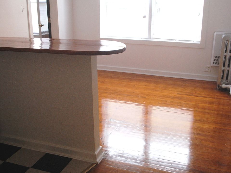 1st image of 5601 W West End Ave APT 209