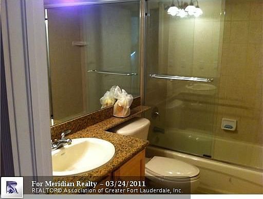4th image of 150 NE 15th Ave APT 158