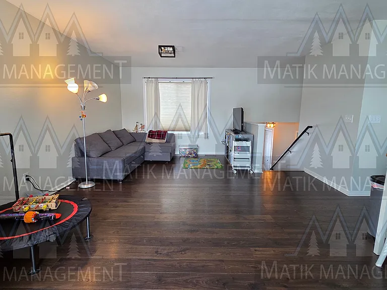 4287 Trumpeter Dr SE — Photo 8