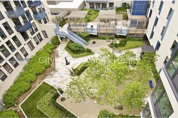 Rented by City Connections Realty | media 23