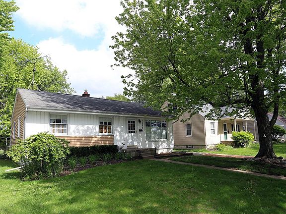 2nd image of 1131 Hull Ave