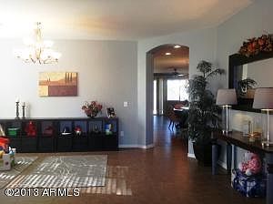 4th image of 328 W Yellow Wood Ave