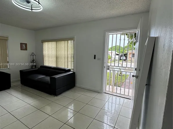 258 E 46th St, Hialeah, FL 33013