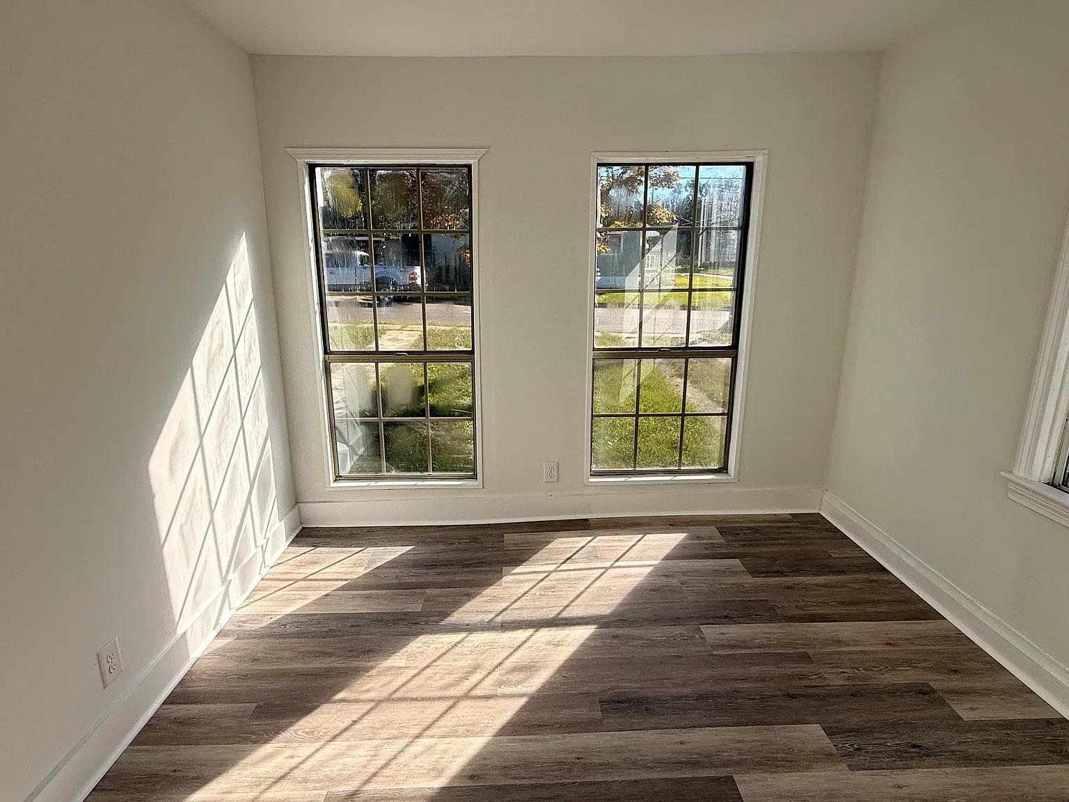 4 bed, 1095 sqft, $1,195 — Photo 4