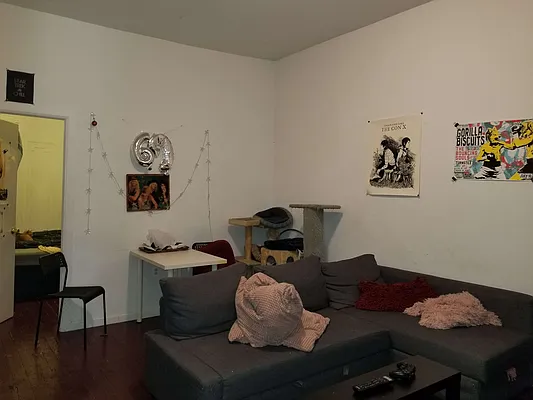 Rented by Brick Real Estate | media 14