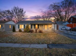 3066 Schaefer St, Saginaw, MI 48604