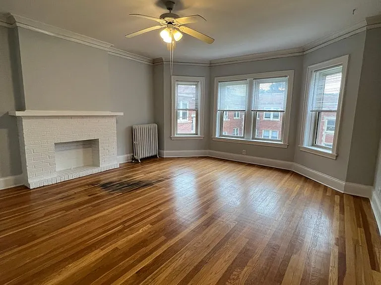2247 Ridge Ave — Photo 2