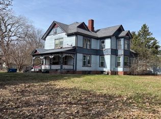 113 E Charles St, Buffalo, IL 62515