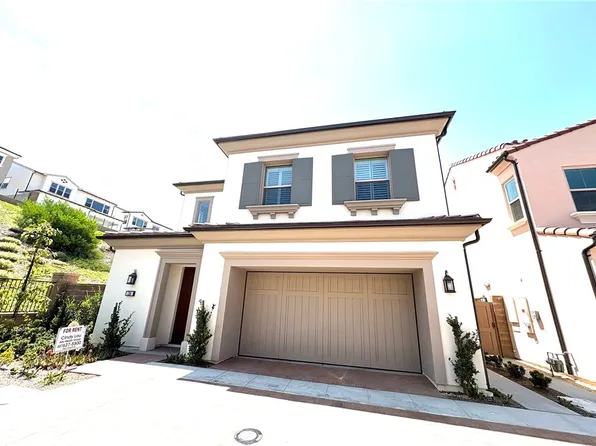 216 Maricopa, Irvine, CA 92618