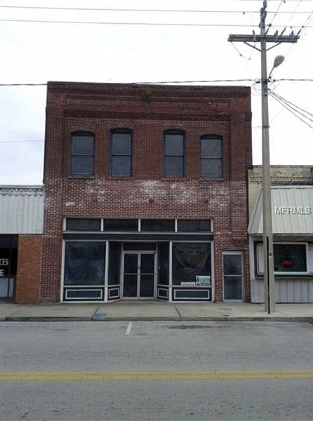 1st image of 109 E M L King Blvd