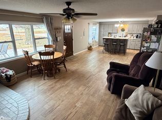 7179 73rd St, Agency, IA 52530