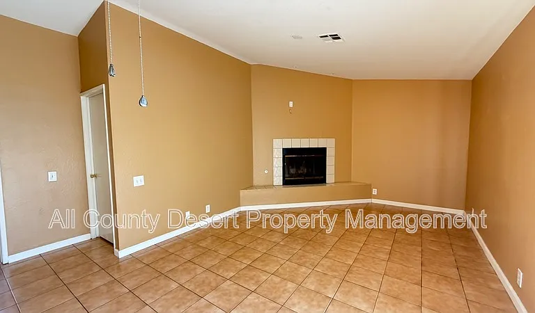 79891 Avenue 42 #1 — Photo 2