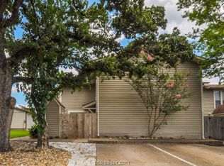 2101 Barak Ln APT 5, Bryan, TX 77802