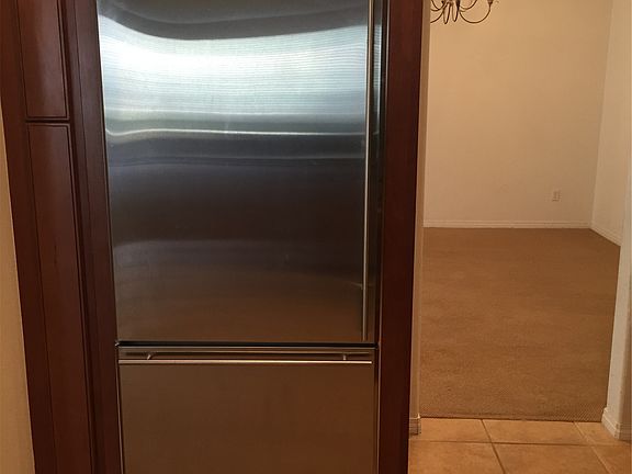 Sub Zero Refrigerator