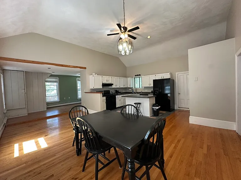 246 Essex St #2 — Photo 5