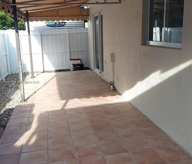 11507 SW 6th St — Photo 8