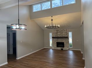 206 N Doublegate Dr, Albany, GA 31721