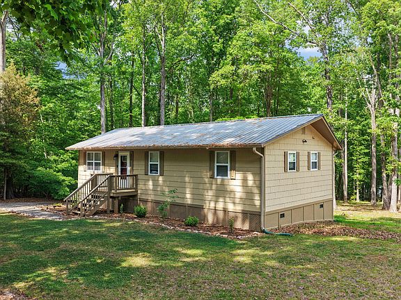 2nd image of 373 Lewis Rd