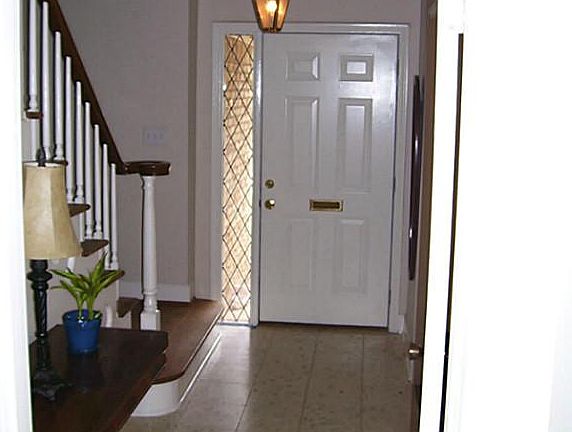 Foyer.