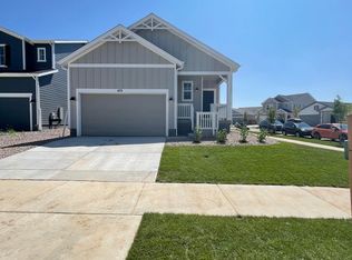 422 Overbrook Ln, Longmont, CO 80504