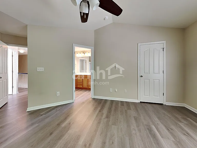 13555 Aldenbrook Dr — Photo 10