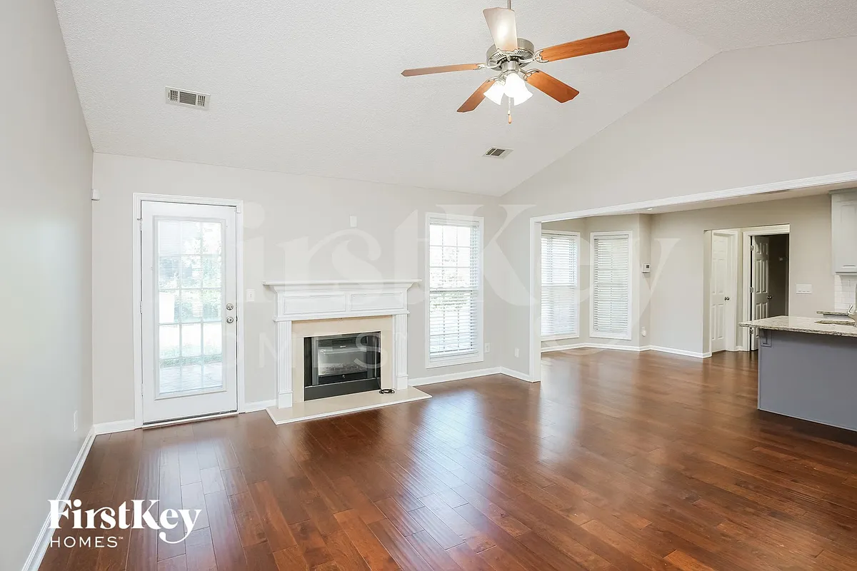 Building Photo - 1581 Brush Creek Dr