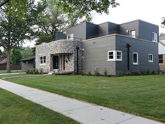 3rd image of 1120 Oakwood Ave