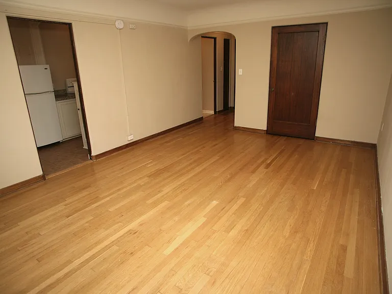 The Blackstone Apartments — Photo 6