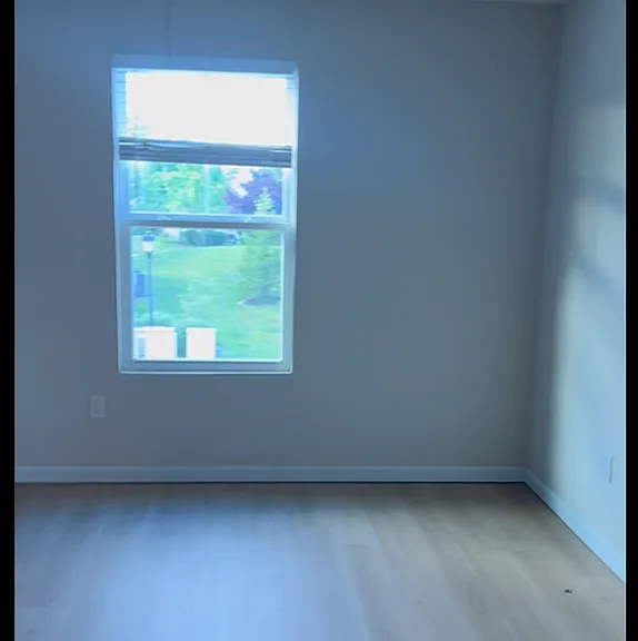 2102 Commons Cir — Photo 10