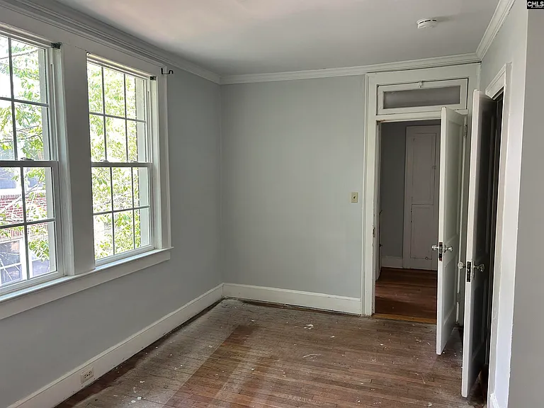 303 King St — Photo 23
