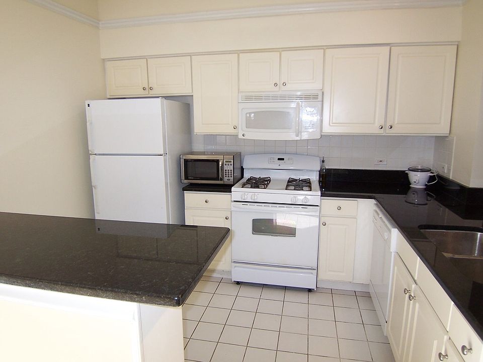 1st image of 288 Glen Leven Ct