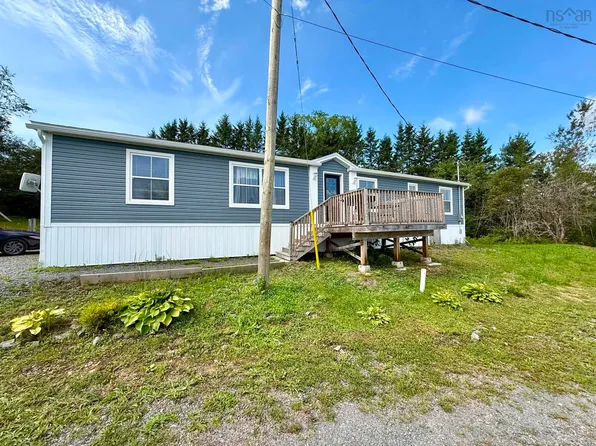 37 High Tide Rd, Stewiacke, NS B0N 2J0