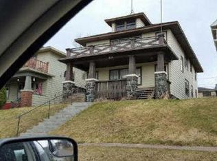 2115 W 5th St, Duluth, MN 55806