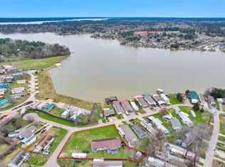 13066 Enchanted Vis, Willis, TX 77318