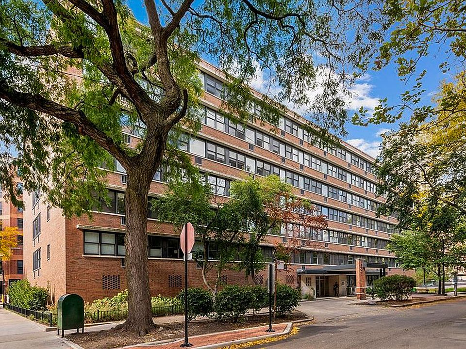 1st image of 2300 N Commonwealth Ave APT 5C