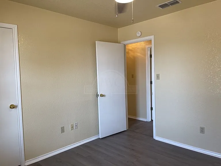 2005 Agate Dr — Photo 13