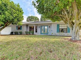 6815 1st Avenue Dr NW, Bradenton, FL 34209