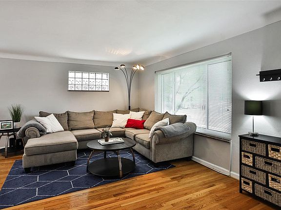 4th image of 5468 Mardel Ave