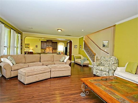 2nd image of 2604 Crestfield Pl