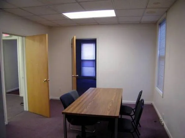 209 Main St, Woodbridge, NJ 07095