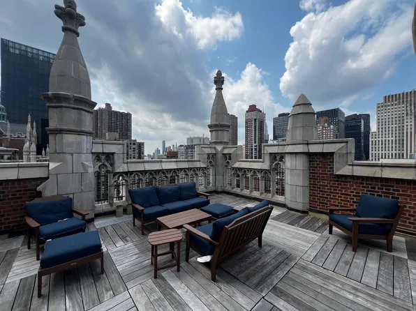 25 Tudor City Place image 16 of 18