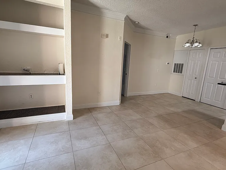 8300 Elm Park Dr #7111 — Photo 12