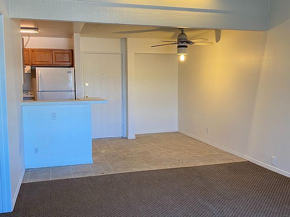 5th image of 21800 Schoenborn St Unit 254