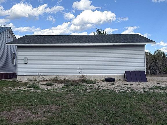 3rd image of 191 Menza Ln