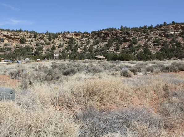 2886 N Purple Sage Rd, Apple Valley, UT 84737