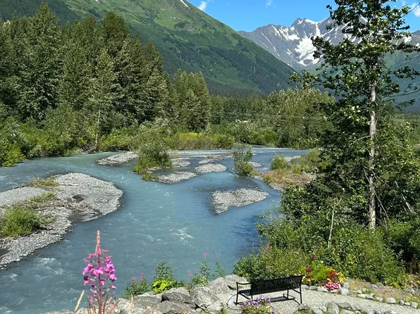 360 Hightower Rd #15, Girdwood, AK 99587