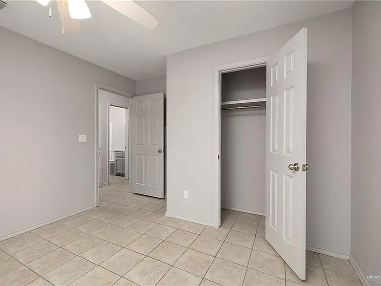 825 W 1st St #4 — Photo 9