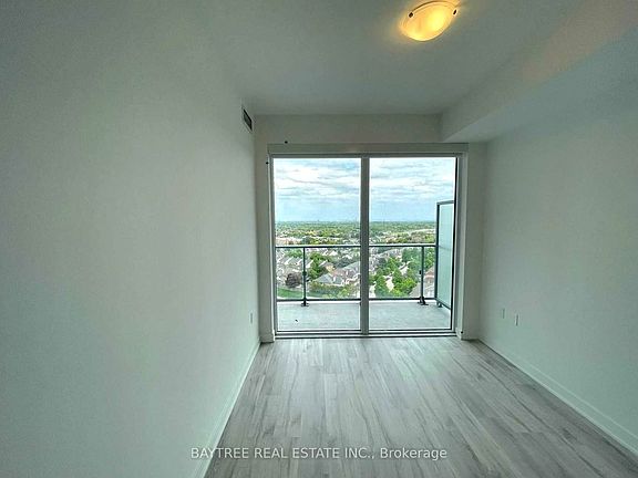 5th image of 4655 Metcalfe Ave #1406