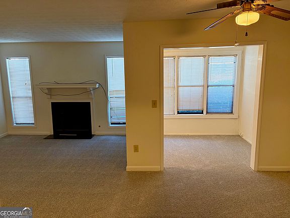 3rd image of 1387 Branch Dr